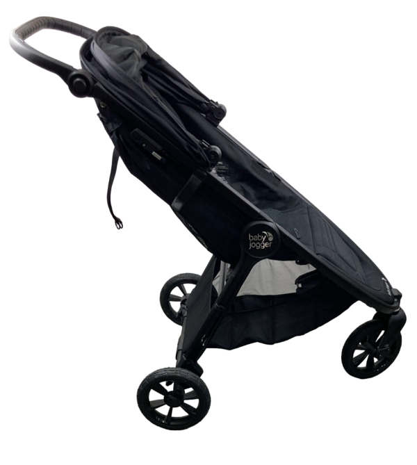 Baby Jogger City Mini GT2 Stroller, 2022, Opulent  Black For Sale - Image 2