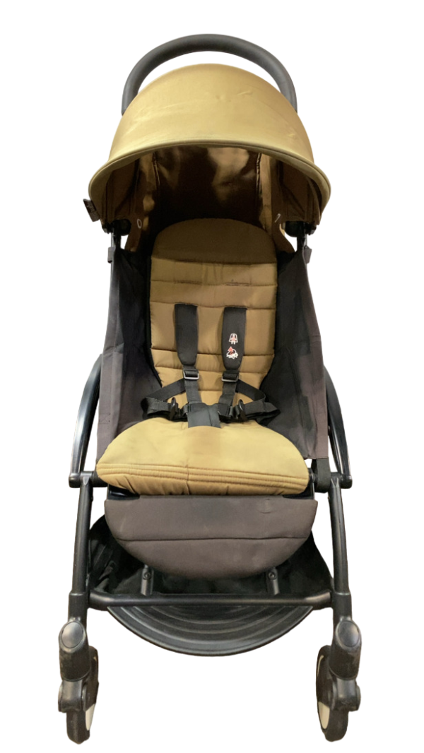 Babyzen YOYO Stroller, 2019, Black with Taupe For Sale - Image 4