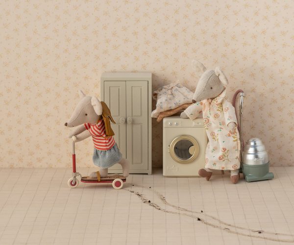 Sister mouse, Big sister on Sale - Image 2